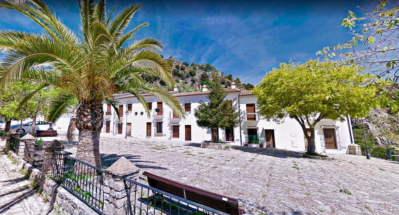 Grazalema - Casita La Calma - Incredible Views, Clima Frio-Calor, Wifi & Private Parking Optional Villa Eksteriør billede
